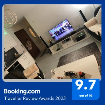 Lovely 2 Bedroom Condo In Gjilan. Exteriér fotografie